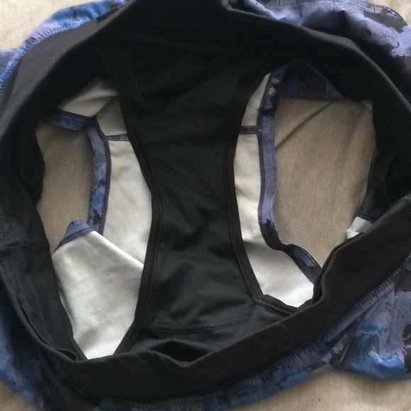 SOLD Lululemon Screen Camo Multi Speed Up Short (10) - Picture 7 of 7